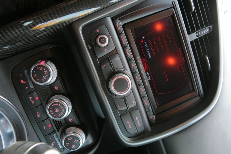 О назначении каких кнопок в автомобиле зачастую не догадываются их владельцы